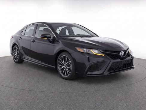 Certified 2024 Toyota Camry SE w/ Cold Weather Package AWD/4WD image 7
