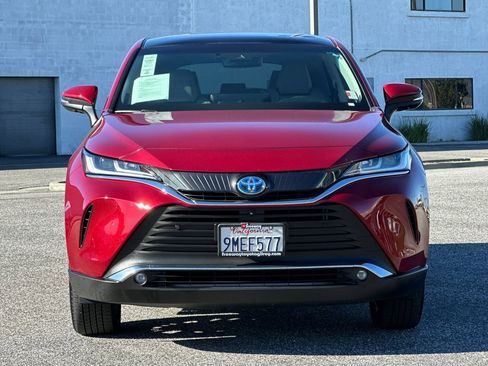 Used 2024 Toyota Venza Limited image 10