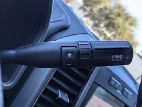 Used 2018 Ford F150 Lariat image 18