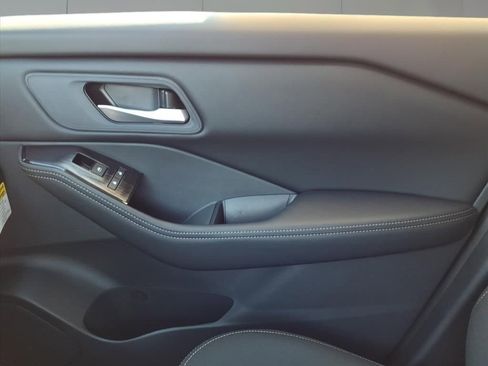 New 2026 Nissan Rogue SV image 24