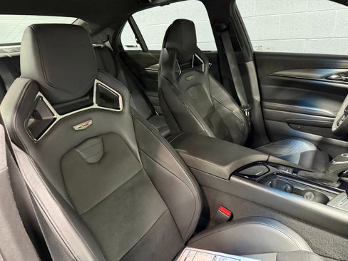 Used 2018 Cadillac CTS V w/ Carbon Fiber Package image 3