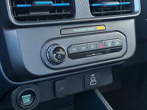 New 2026 Ford Maverick Lobo image 18