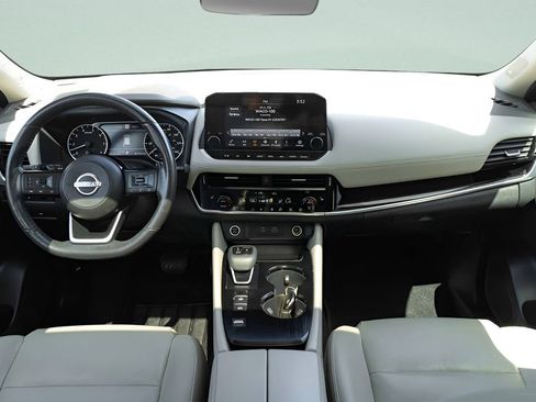 Used 2023 Nissan Rogue SL w/ SL Premium Package FWD image 16