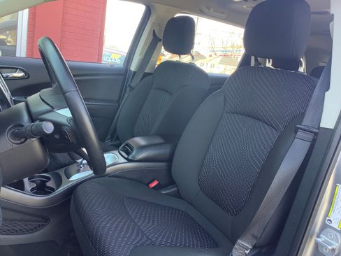 Used 2019 Dodge Journey SE w/ Connectivity Group image 10