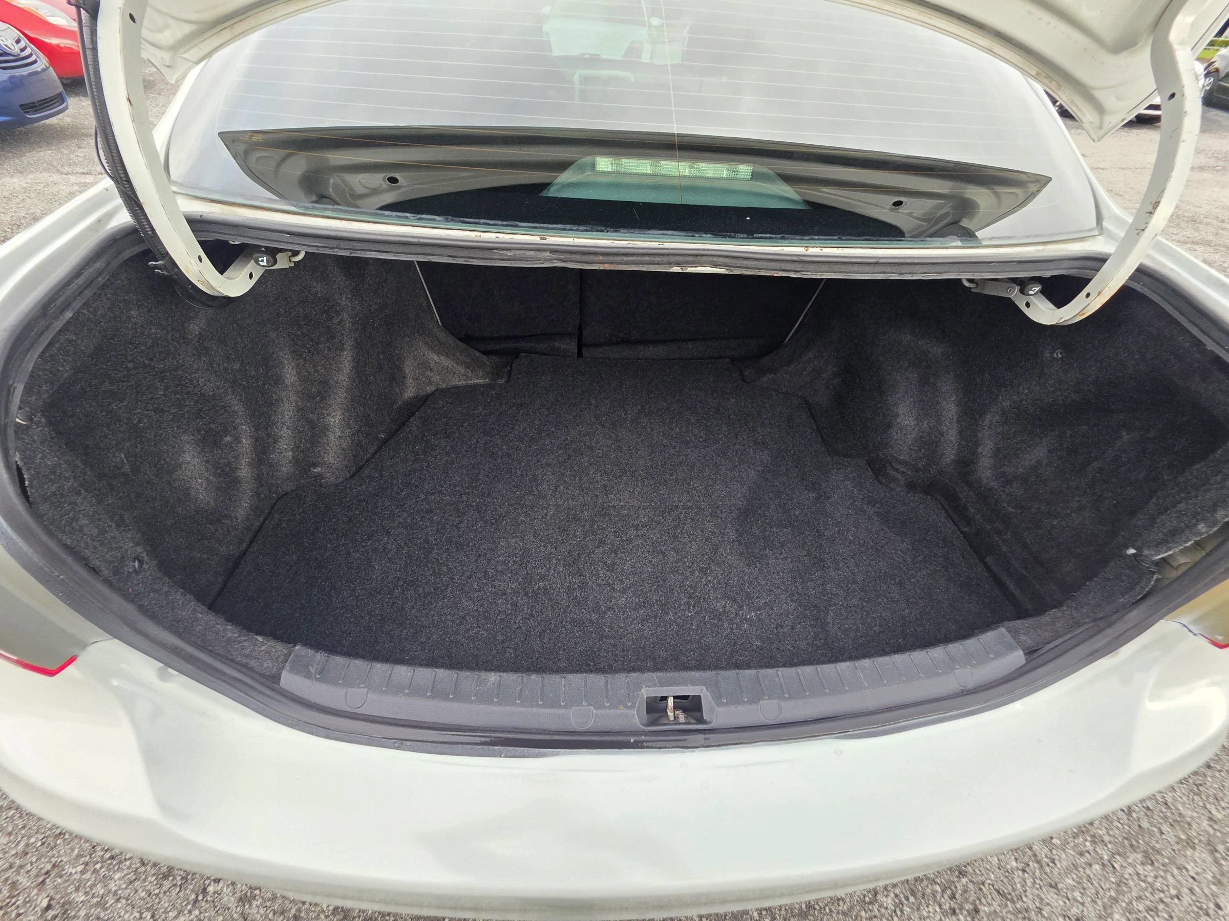 Used 2013 Toyota Corolla LE FWD image 22
