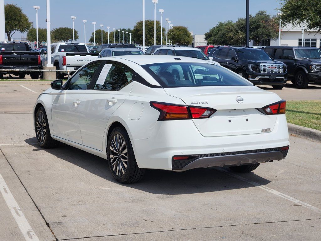 Used 2026 Nissan Altima 2.5 SV FWD image 3