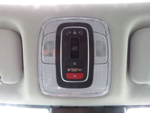 Used 2023 Hyundai Elantra Limited FWD image 27