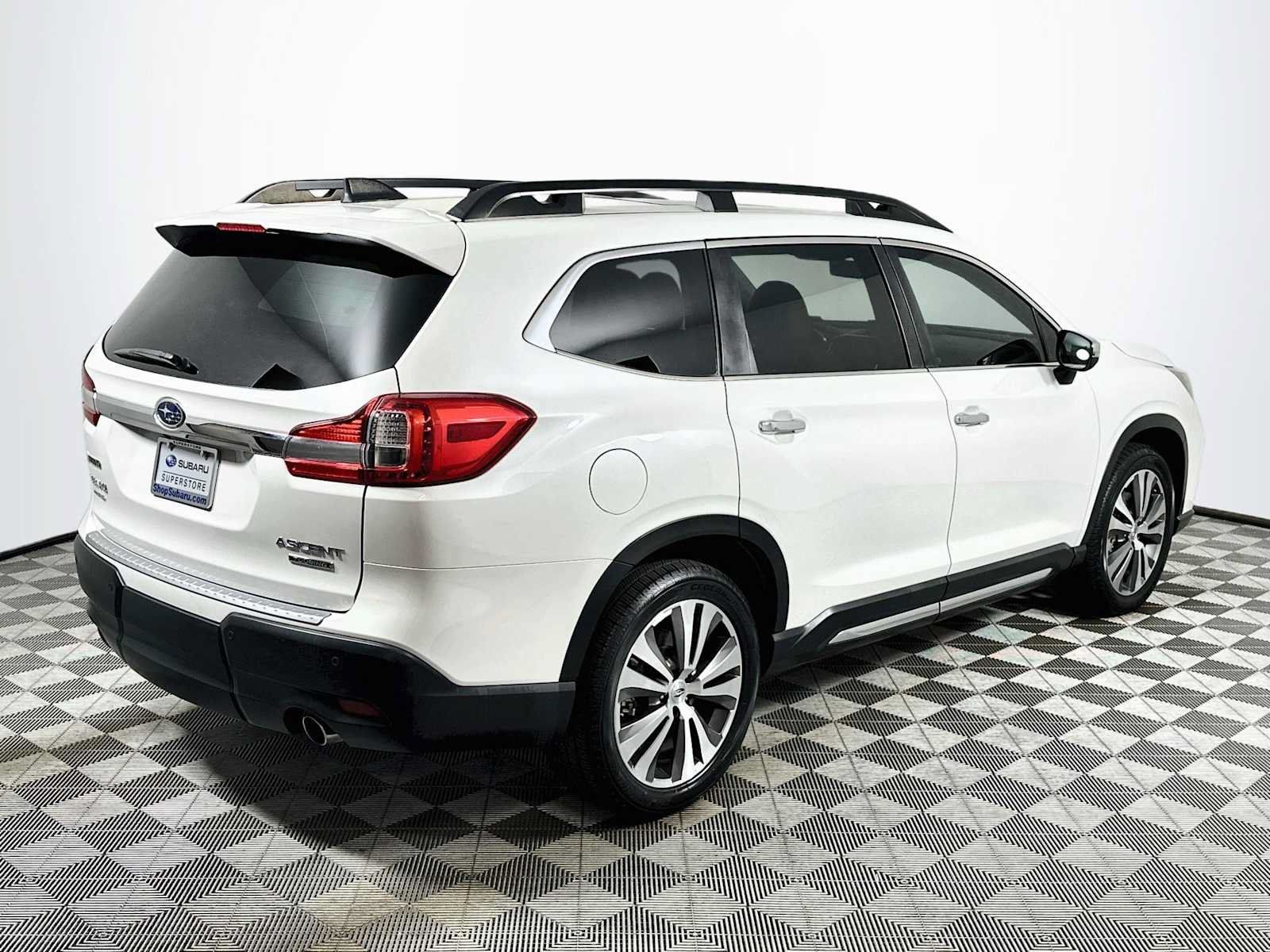 Used 2019 Subaru Ascent Touring AWD/4WD image 7
