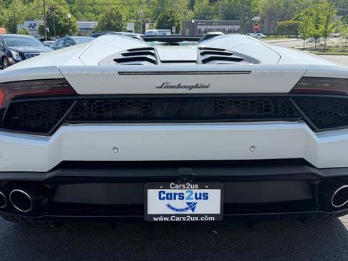 Used 2019 Lamborghini Huracan LP 580-2 RWD image 6