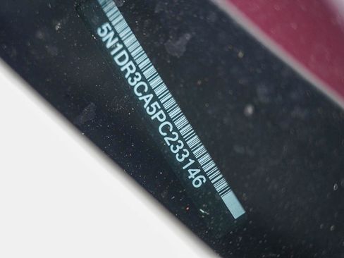 Used 2023 Nissan Pathfinder SL w/ Lighting Package (N92) image 33