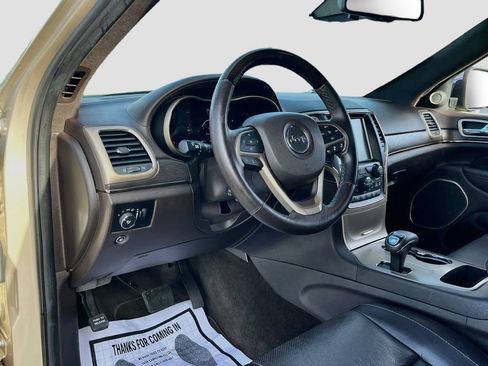 Used 2014 Jeep Grand Cherokee Summit RWD image 9