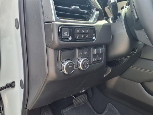 New 2026 GMC Yukon XL Elevation w/ Elevation Premium Package image 12