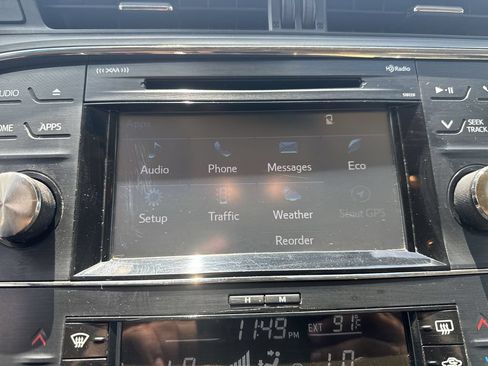 Used 2017 Toyota Avalon XLE Plus FWD image 27