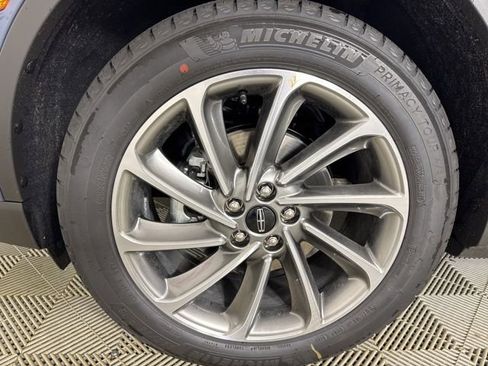 New 2026 Lincoln Corsair Premiere image 28