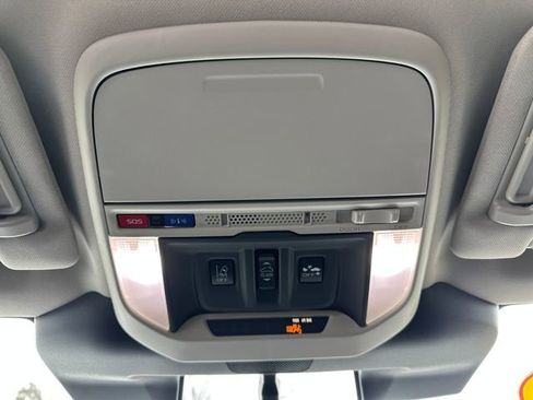 Certified 2022 Subaru Forester Sport w/ Popular Package #2 image 17