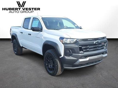 New 2026 Chevrolet Colorado Trail Boss AWD/4WD image 4