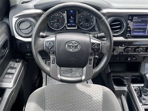 Used 2021 Toyota Tacoma SR5 RWD image 9