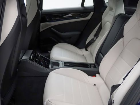 New 2026 Porsche Panamera 4 image 18