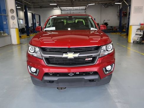 Used 2020 Chevrolet Colorado Z71 AWD/4WD image 2
