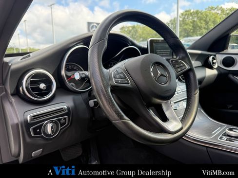 Used 2018 Mercedes-Benz C 300 4MATIC Sedan image 17