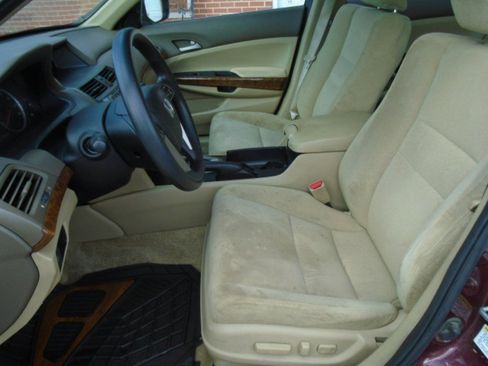 Used 2010 Honda Accord EX image 12