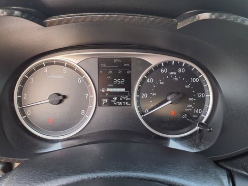 Used 2024 Nissan Versa S w/ S Plus Package FWD image 21