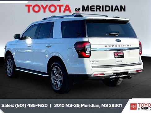 Used 2022 Ford Expedition Limited RWD image 2