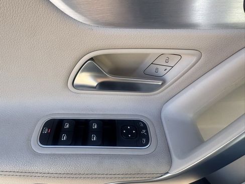 Used 2019 Mercedes-Benz A 220 A 220 image 8