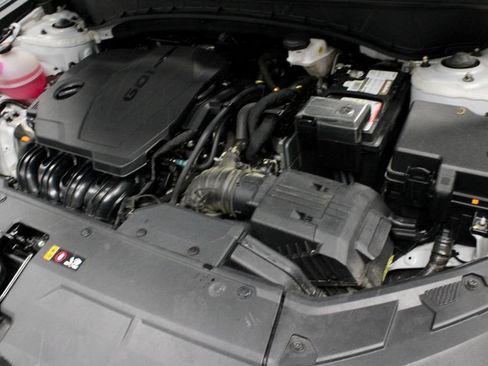 Used 2025 Hyundai Tucson SEL AWD/4WD image 17