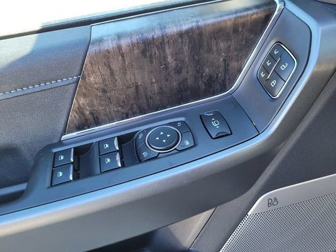 New 2026 Ford F250 Lariat w/ Lariat Premium Package AWD/4WD image 13