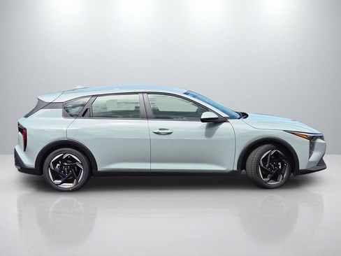 New 2026 Kia K4 EX FWD image 3