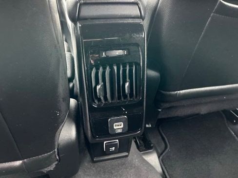 Used 2023 Jeep Compass Limited w/ Elite Group AWD/4WD image 40