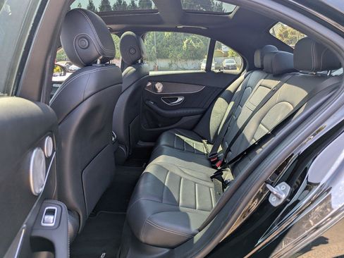 Used 2020 Mercedes-Benz C 300 4MATIC Sedan image 30