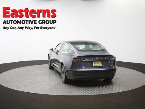 Used 2019 Tesla Model 3 Standard Range RWD image 31