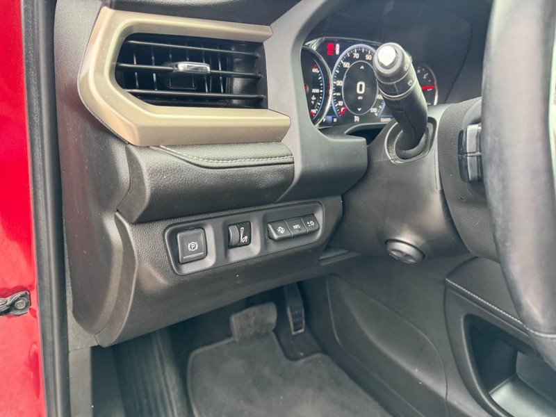 Used 2021 GMC Acadia Denali w/ Denali Technology Package FWD image 14