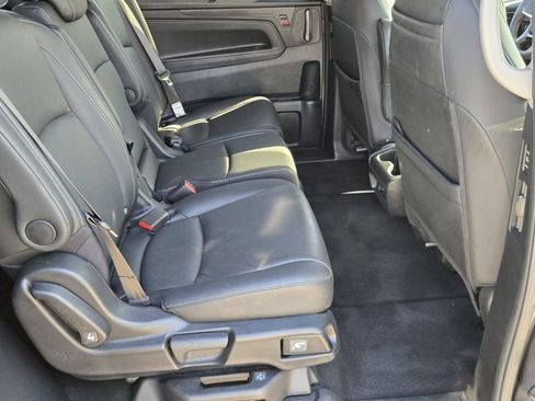 Certified 2024 Honda Odyssey Touring image 16