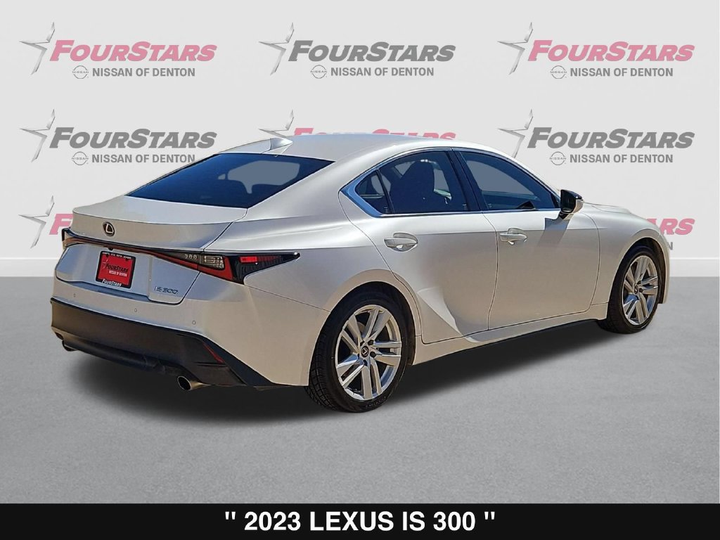 Used 2023 Lexus IS 300 w/ Comfort Package RWD image 4