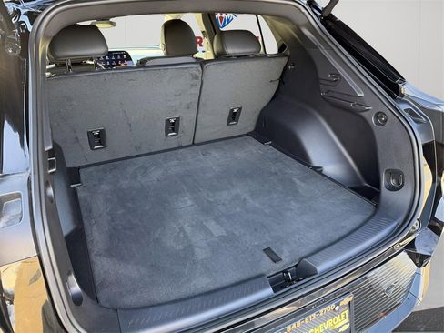 Used 2025 Chevrolet Equinox EV LT image 35