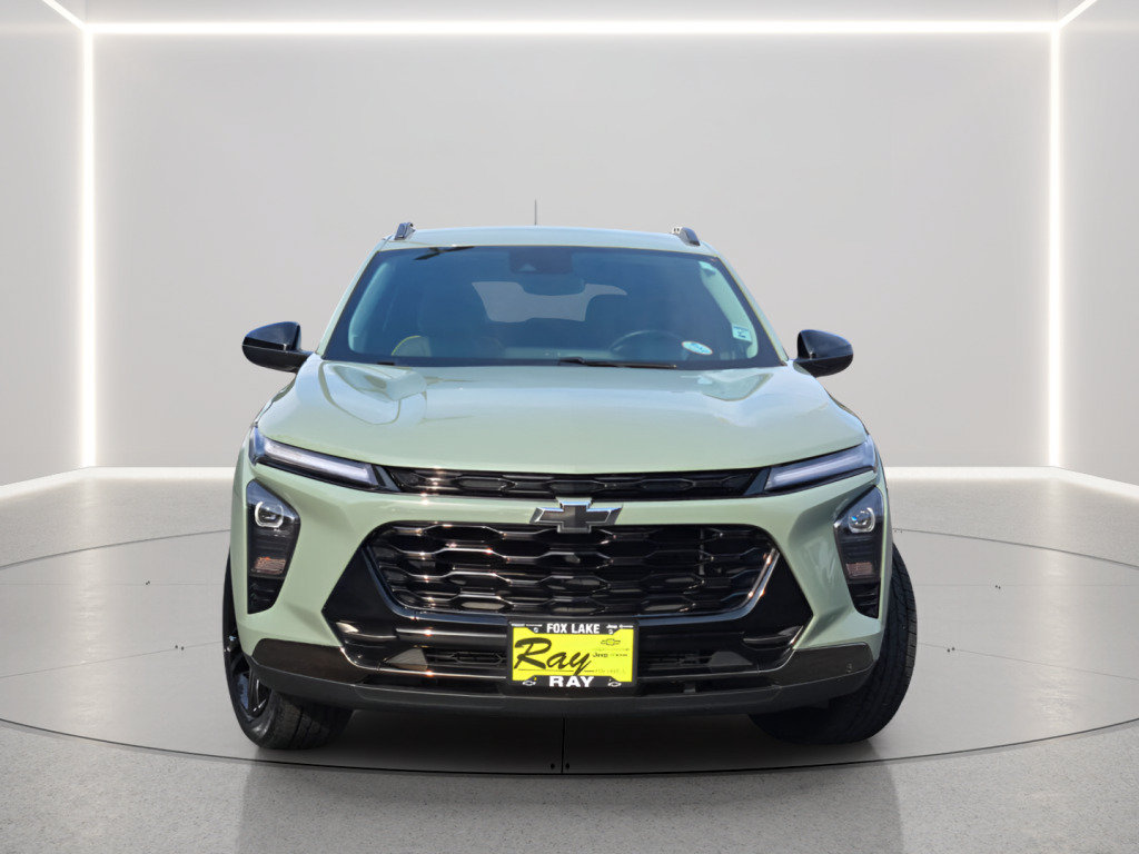 Certified 2024 Chevrolet Trax ACTIV w/ Driver Confidence Package FWD image 2