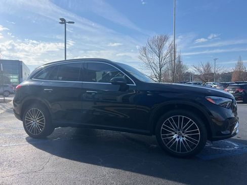 Used 2023 Mercedes-Benz GLC 300 GLC 300 w/ Pinnacle Trim Package image 4
