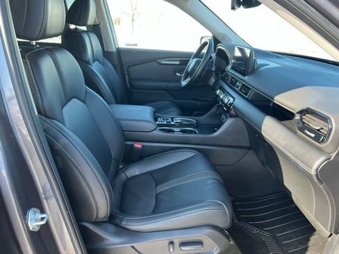 Used 2023 Honda Pilot Touring image 33