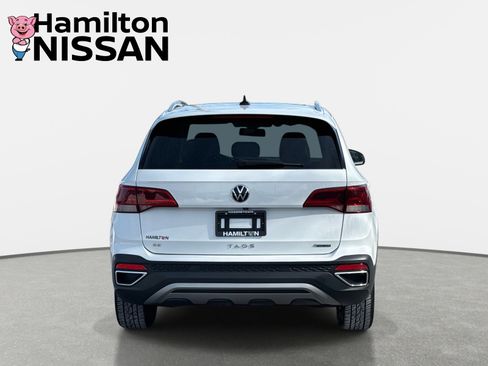 Used 2022 Volkswagen Taos SE image 3