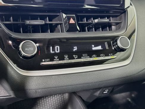 Certified 2025 Toyota Corolla LE FWD image 17