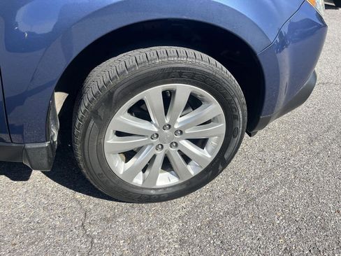 Used 2012 Subaru Forester 2.5X Premium AWD/4WD image 10