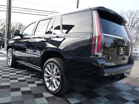 Used 2020 Cadillac Escalade Platinum image 91