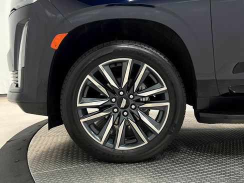 Used 2021 Cadillac Escalade ESV Sport Platinum AWD/4WD image 42