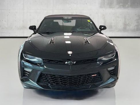 Used 2016 Chevrolet Camaro SS image 2