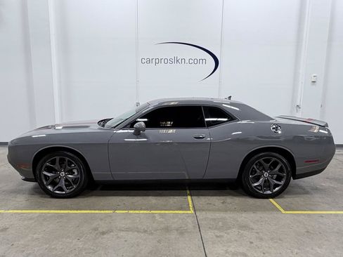 Used 2019 Dodge Challenger SXT w/ Plus Package RWD image 4