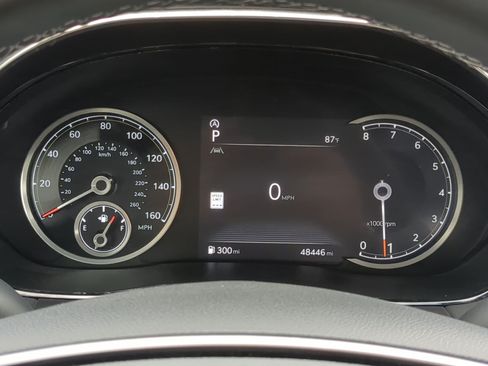 Used 2025 Genesis GV70 2.5T AWD/4WD image 23
