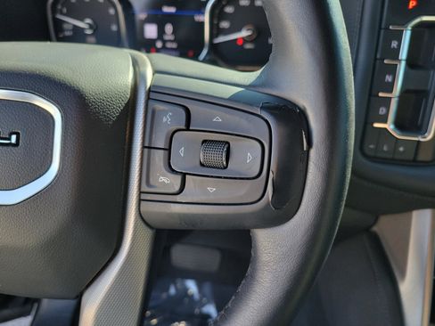 Used 2021 GMC Yukon Denali w/ Denali Premium Package image 30